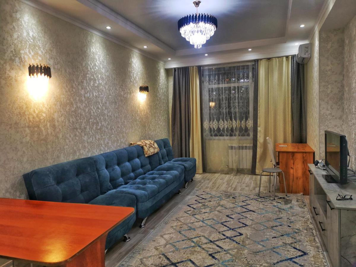 Central Apartment Bishkek Luaran gambar