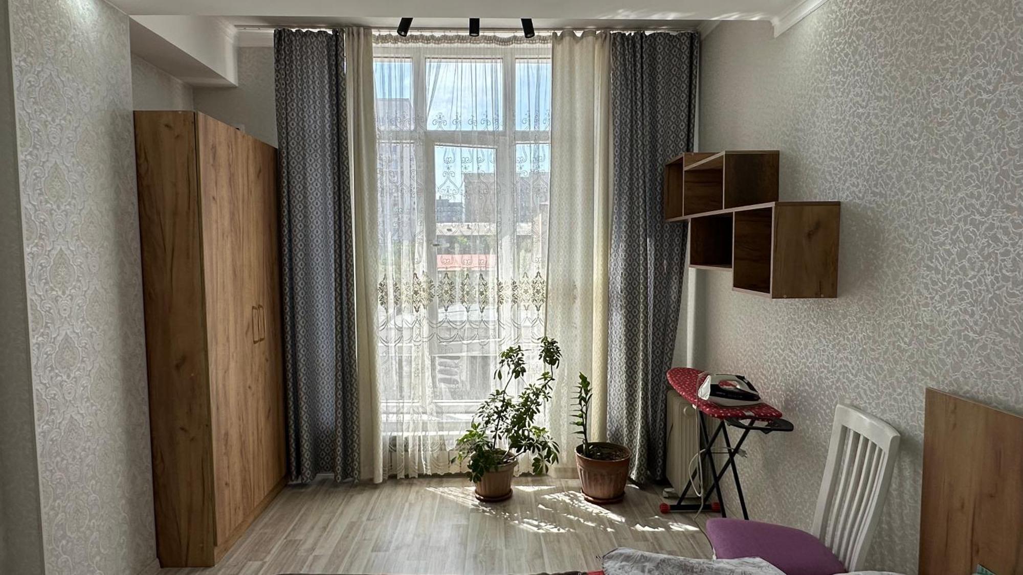 Central Apartment Bishkek Luaran gambar